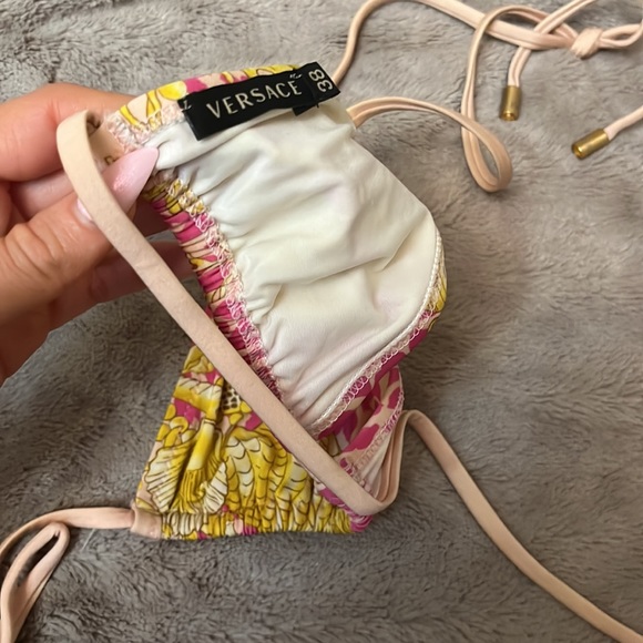 Versace bikini - Picture 3 of 4